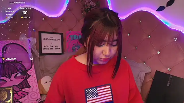 sophiievv online show from November 3, 8:02 pm