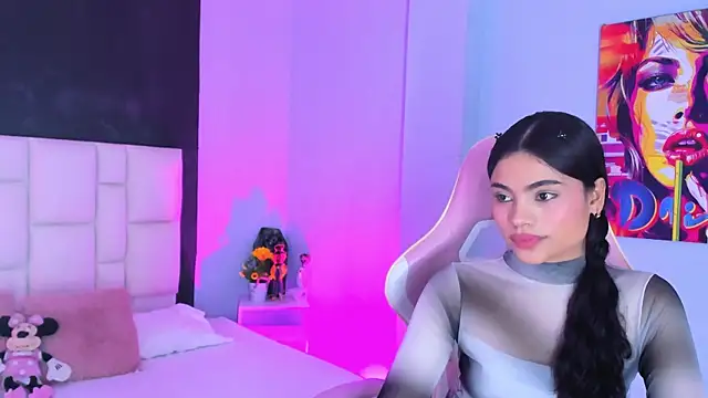 SammyRose  online show from November 6, 8:26 pm