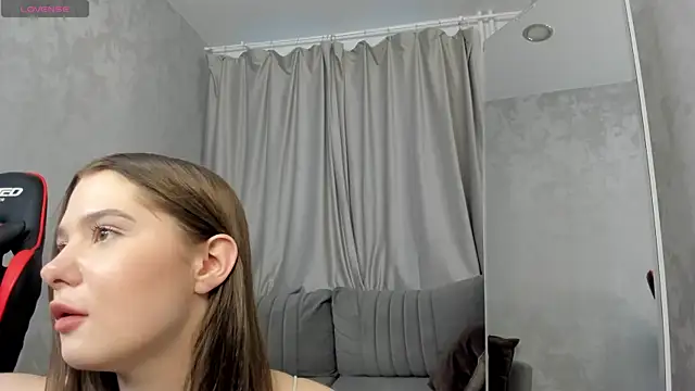 Brenda Puff online show from February 28, 7:19 am