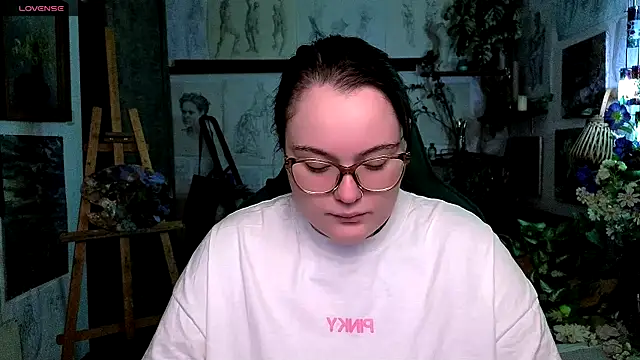 Snapshot of KatrinClark chatting on September 13, 4:37 pm KatrinClark online show from September 13, 4:37 pm