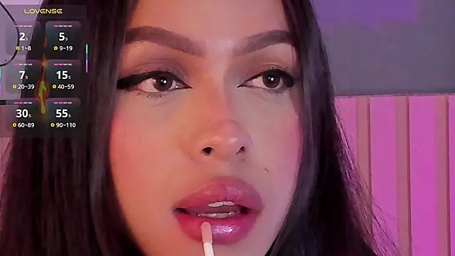 Mila Hank  online show from February 12, 1:35 pm