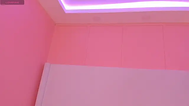 Snapshot of amelia_bellee chatting on September 24, 5:45 pm amelia bellee online show from September 24, 5:45 pm