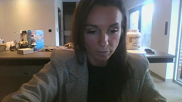 Justnani001 online show from September 14, 4:05 pm