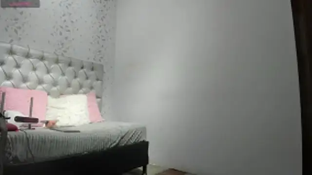 michelle perla online show from November 11, 6:49 pm