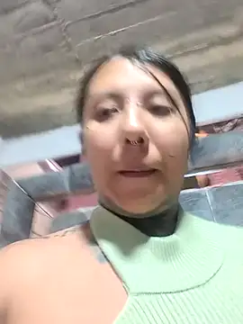 missashlyrosette online show from March 29, 9:25 pm