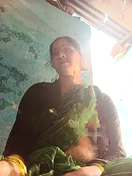 Jooli xx online show from March 24, 8:41 am