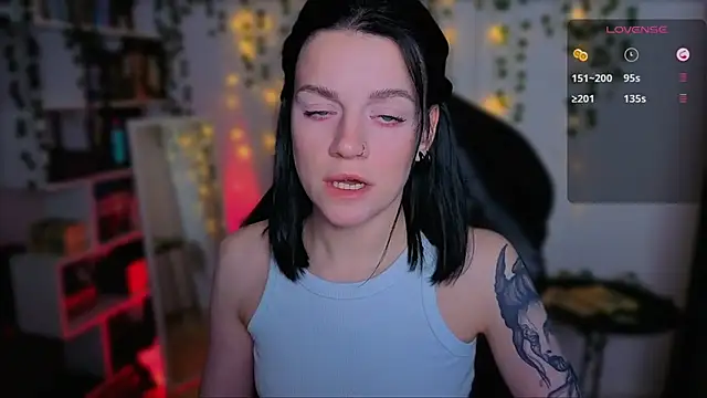 raspberry  girl  online show from September 23, 8:51 pm