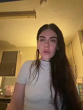 valentinalamont online show from September 19, 12:20 am