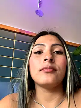 Snapshot of Berta_arevalo_blsd chatting on September 16, 8:06 pm Berta arevalo blsd online show from September 16, 8:06 pm