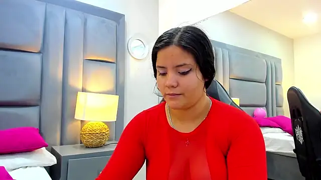 NahiaMonet online show from November 17, 1:56 pm