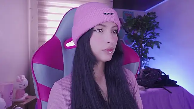 Rebecah 1 online show from March 6, 4:57 pm