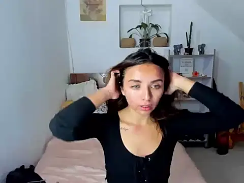 megan doll2123 online show from December 2, 3:41 am