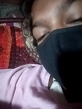 Snapshot of vandana_babi chatting on October 17, 1:42 am vandana babi online show from October 17, 1:42 am