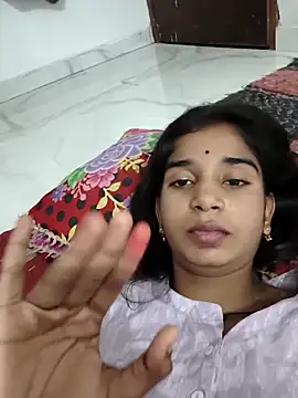 Snapshot of Hot-Soniya2 chatting on October 4, 9:19 pm Hot-Soniya2 online show from October 4, 9:19 pm