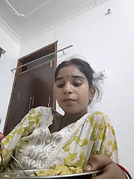 Snapshot of Hot-Soniya2 chatting on September 30, 5:29 pm Hot-Soniya2 online show from September 30, 5:29 pm