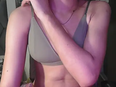 cute seemu online show from July 19, 3:31 am