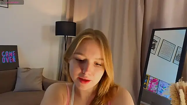 VinnieSerrano online show from November 23, 3:25 pm