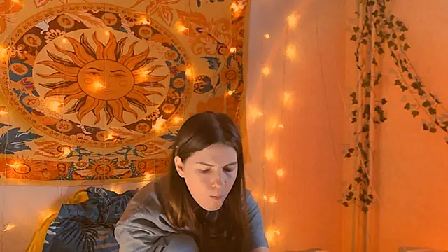 AliceCUNTach online show from February 24, 5:17 am