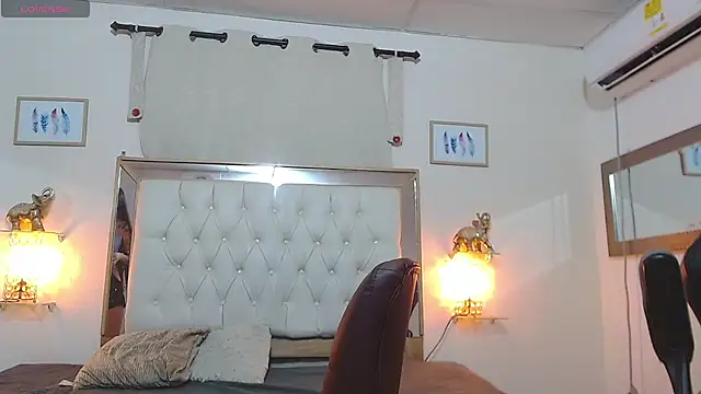 hanna roussex69 online show from October 4, 2:39 am