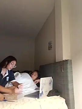 Venuxx online show from November 20, 3:29 am