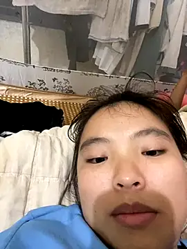 viluna online show from October 3, 1:05 pm