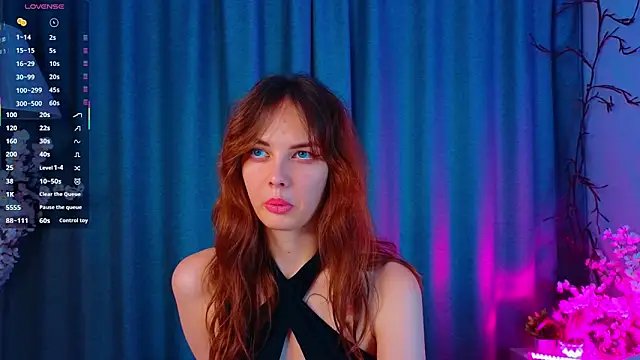 LisaDrake online show from October 5, 5:40 pm