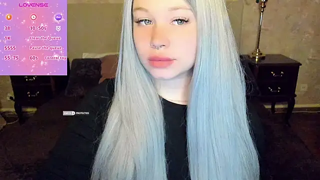 Snapshot of Diana_Dream chatting on October 19, 8:22 pm Diana Dream online show from October 19, 8:22 pm