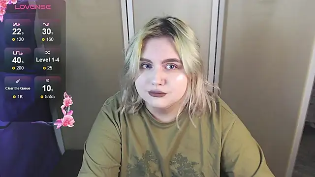 Alice Bunny666 online show from October 25, 8:05 pm