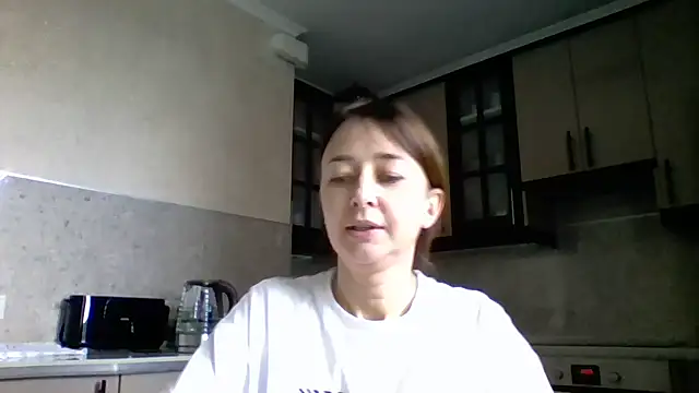 Avenique online show from October 14, 12:30 pm
