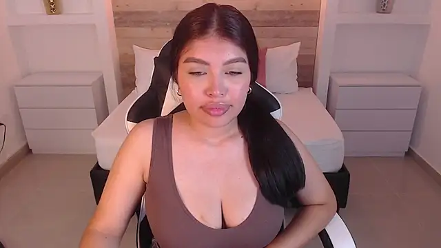 Snapshot of carriepink_ chatting on September 17, 12:58 pm carriepink online show from September 17, 12:58 pm