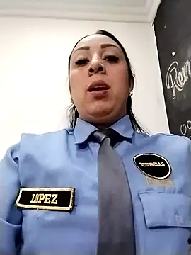Snapshot of CRISTAL__11 chatting on October 18, 1:58 pm CRISTAL 11 online show from October 18, 1:58 pm
