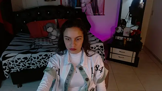 Skylovershot online show from October 23, 7:53 pm