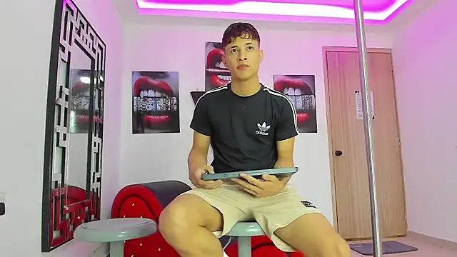 GRETTY BOYS online show from September 28, 2:55 pm