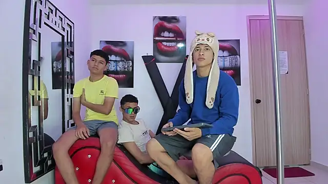 GRETTY BOYS online show from November 20, 7:31 am