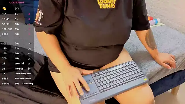 yunkeyc online show from November 27, 2:03 am