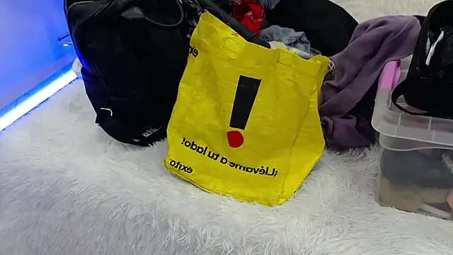 ArianaSantana online show from October 29, 1:15 pm