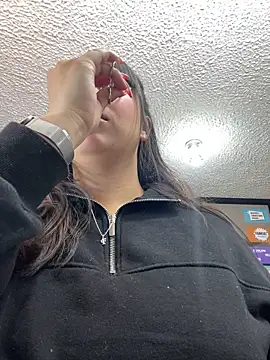 Snapshot of Sophi_Kalifa chatting on October 6, 3:07 pm Sophi Kalifa online show from October 6, 3:07 pm