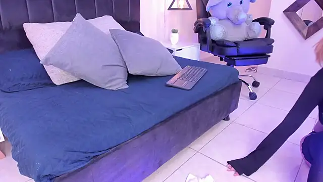 IvyBelle  online show from September 17, 12:03 pm