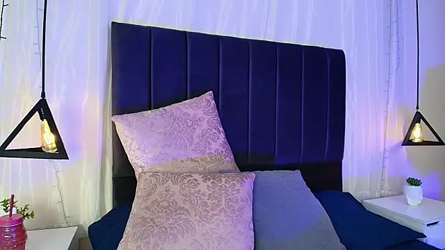 IvyBelle  online show from September 25, 12:04 pm