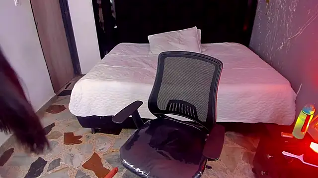 AlliceCopper online show from September 25, 2:16 pm