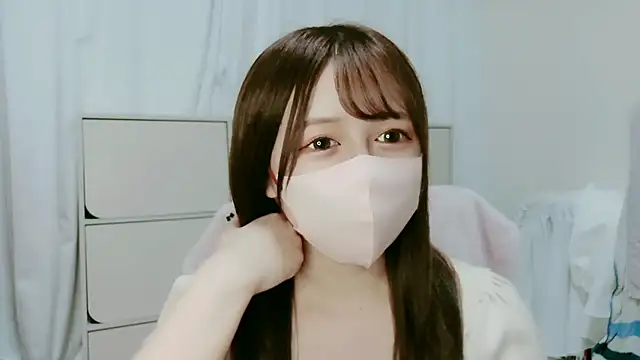 Snapshot of Hanachan_Gcup_ chatting on September 14, 2:15 pm Hanachan Gcup  online show from September 14, 2:15 pm