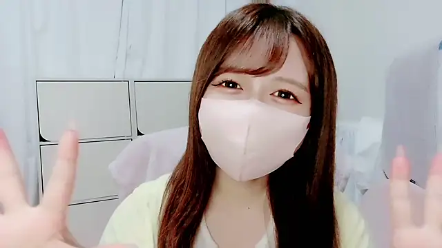 Snapshot of Hanachan_Gcup_ chatting on October 2, 6:13 pm Hanachan Gcup  online show from October 2, 6:13 pm