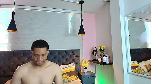 Annie Lii online show from November 8, 12:54 pm