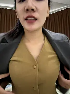 ruyi-13 online show from November 5, 2:22 pm