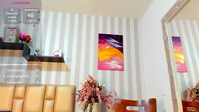 Snapshot of MissDiabla_ chatting on September 24, 7:24 pm MissDiabla online show from September 24, 7:24 pm