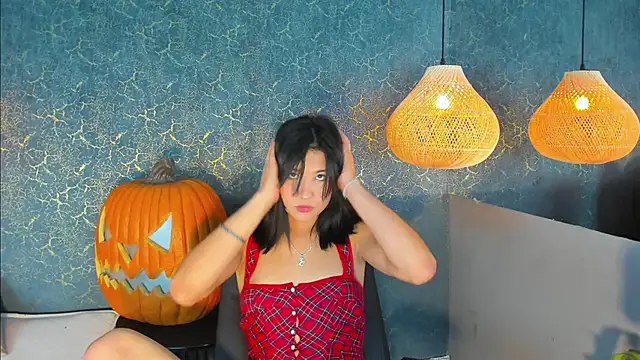 zorre  online show from November 3, 6:45 pm