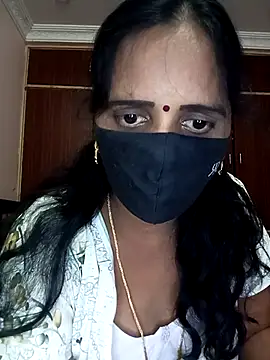 Snapshot of Mee_harini-telugupilla chatting on October 10, 7:24 am Mee harini-telugupilla online show from October 10, 7:24 am