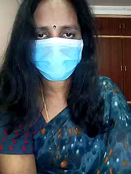 Snapshot of Mee_harini-telugupilla chatting on September 29, 2:05 am Mee harini-telugupilla online show from September 29, 2:05 am