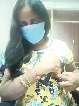 Snapshot of Mee_harini-telugupilla chatting on September 15, 9:06 am Mee harini-telugupilla online show from September 15, 9:06 am
