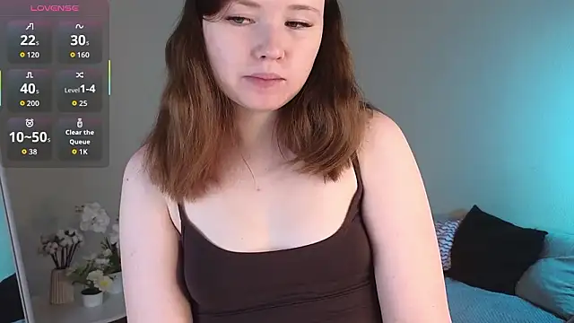 Sweetie Hope online show from March 11, 4:42 pm